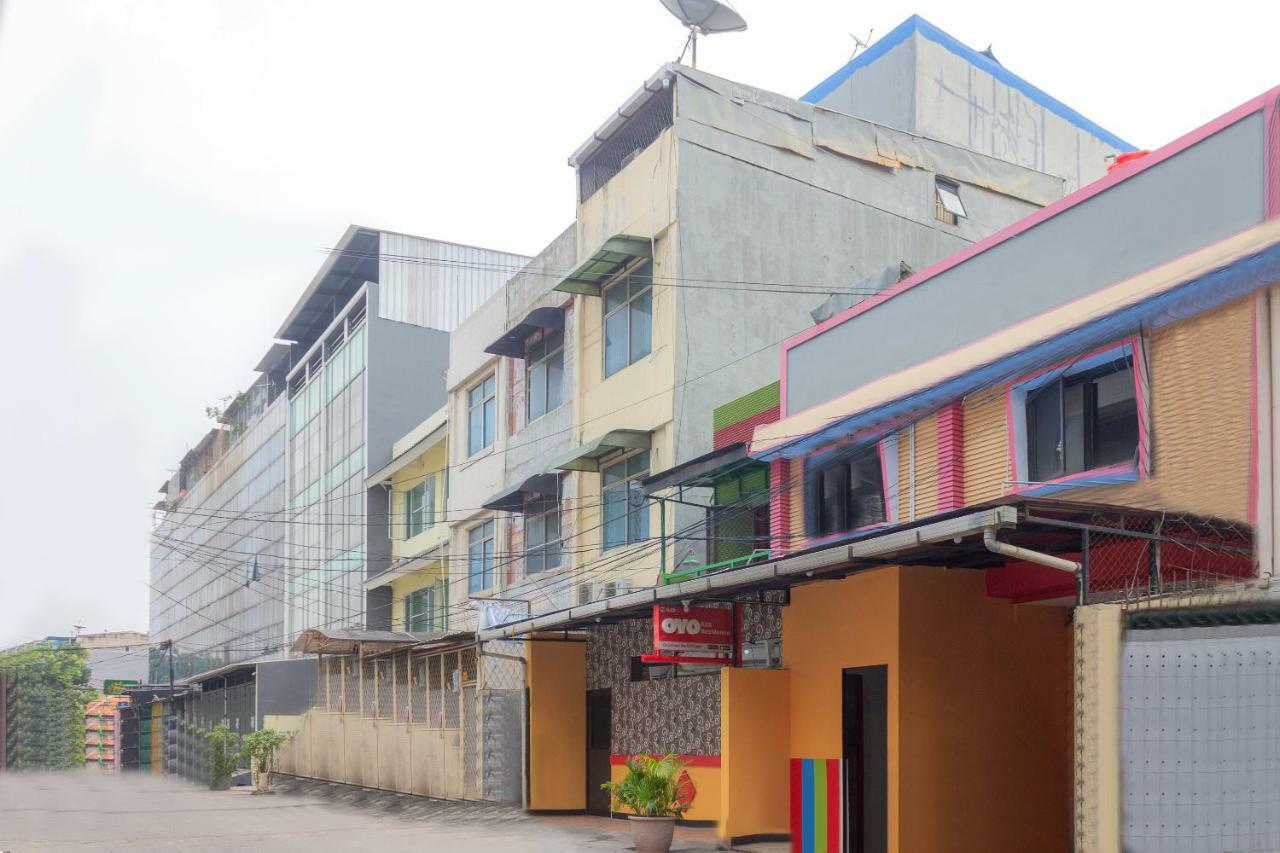 Oyo 649 K68 Residence Jakarta Eksteriør bilde
